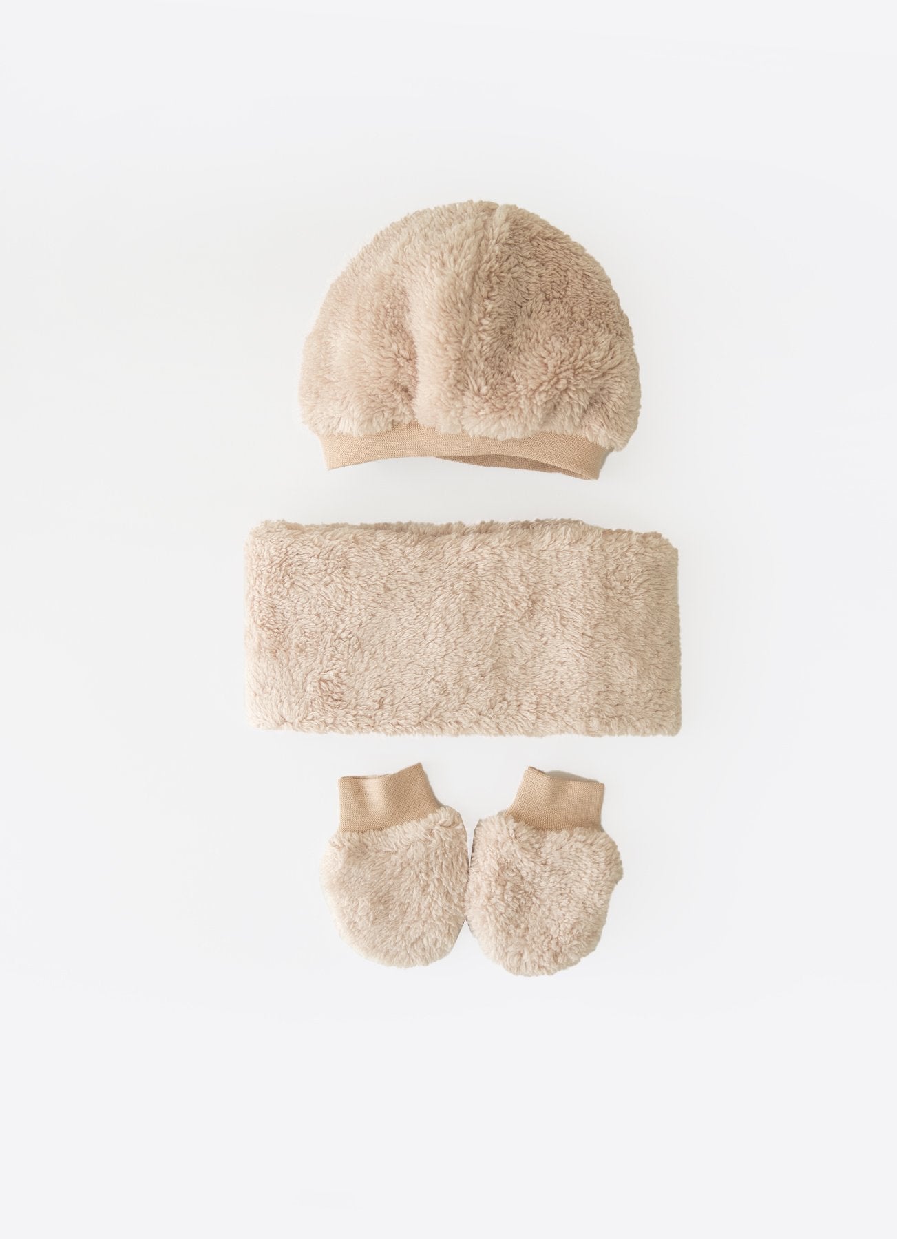 Pampa 3-Piece Hat & Scarf & Mitten Set - S14385
