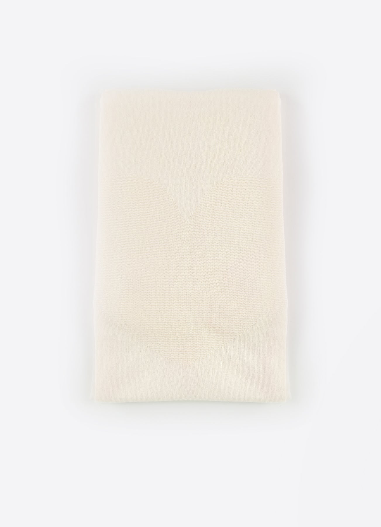 S70835 - Organic Knitted Heart Blanket
