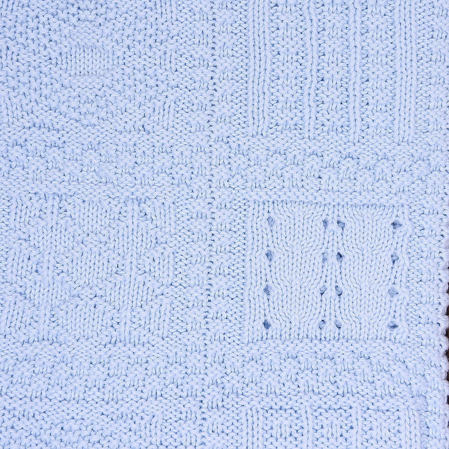 S22599 - Organic Cotton Baby Shawl