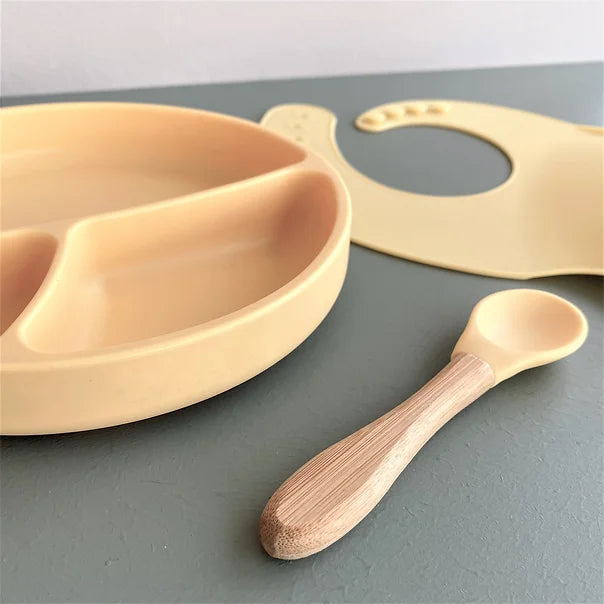 Blw Set II -  Bib + Plate + Spoon