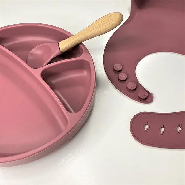 Blw Set II -  Bib + Plate + Spoon